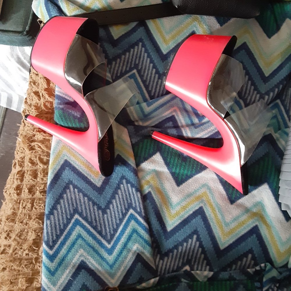 Pleaser Adore 702 UV Heels